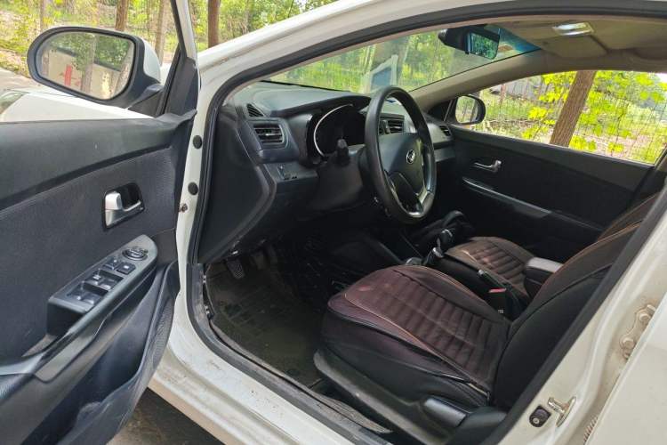 Used Kia K2 2015 Sedan 1.4L MT GLS Driver Seat