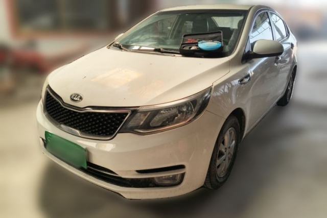Ojetý Kia K2 2015 Sedan 1.4L MT GLS