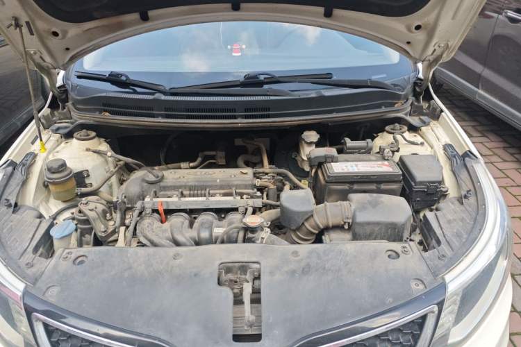 Used Kia K2 2015 Hatchback 1.4L MT GLS Engine Bay
