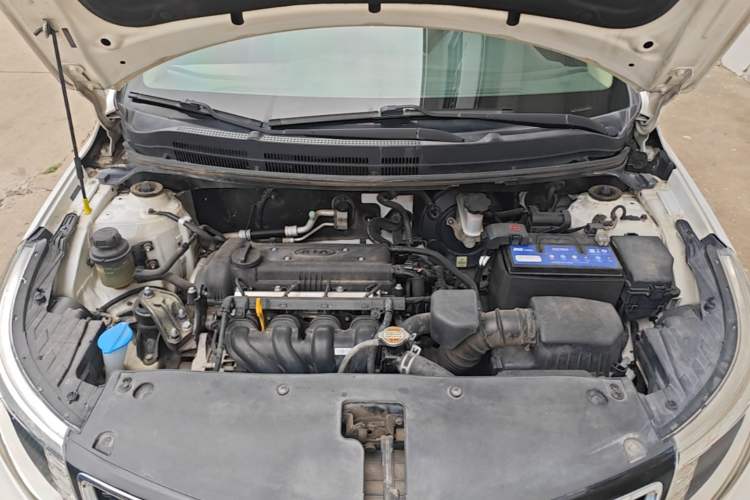 Used Kia K2 2015 Sedan 1.4L MT GLS Engine Bay