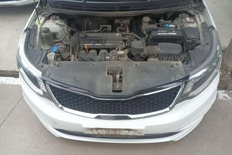 Used Kia K2 2015 Sedan 1.4L MT GLS Engine Bay