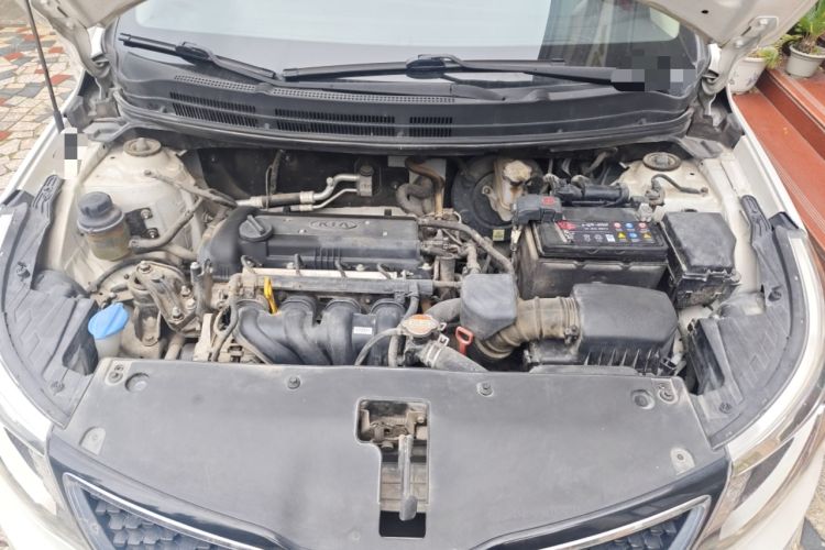 Used Kia K2 2015 Hatchback 1.4L AT GLS Cool Edition Engine Bay