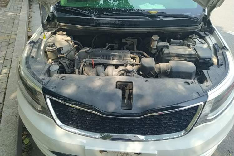 Used Kia K2 2015 Sedan 1.4L MT GLS Engine Bay