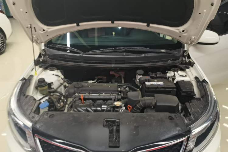 Used Kia K2 2015 Hatchback 1.4L AT GLS Cool Edition Engine Bay