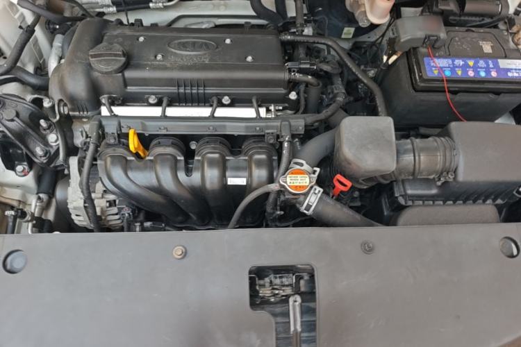 Used Kia K2 2015 Hatchback 1.4L AT GLS Cool Edition Engine Bay