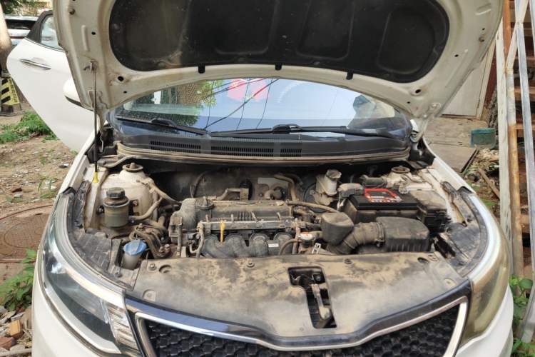Used Kia K2 2015 Sedan 1.4L MT GLS Engine Bay