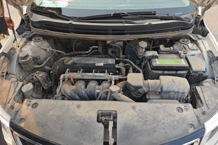 Used Kia K2 2015 Sedan 1.4L MT GLS Engine Bay