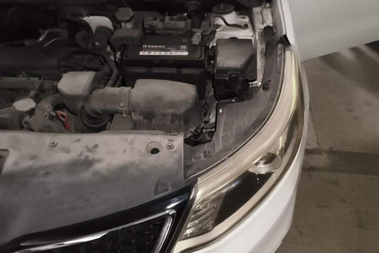 Used Kia K2 2015 Sedan 1.6L Automatic Transmission Premium Engine Bay Left