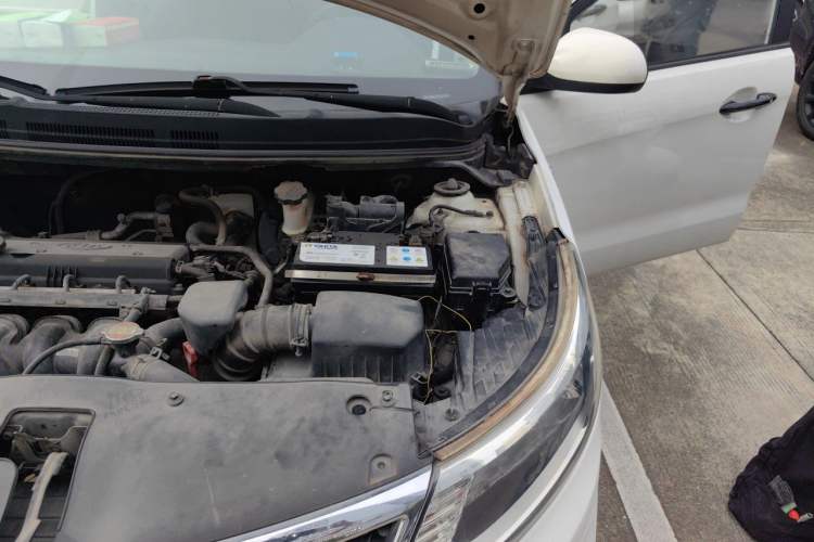 Used Kia K2 2015 Sedan 1.4L Automatic GLS Engine Bay Left