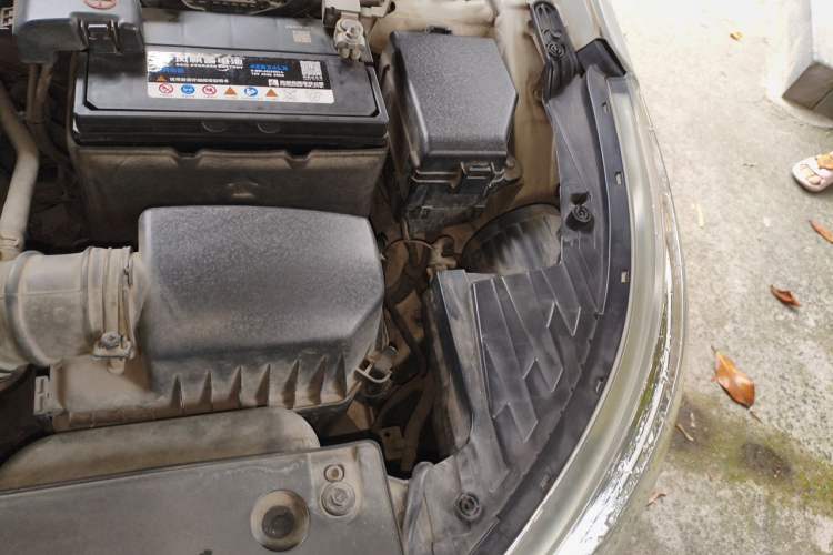 Used Kia K2 2015 Sedan 1.6L Automatic Transmission Premium Engine Bay Left