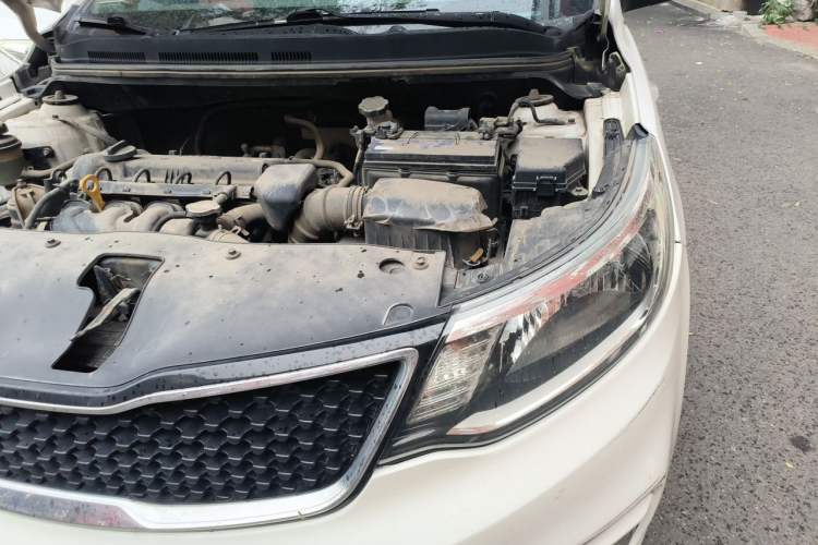 Used Kia K2 2015 Sedan 1.4L MT GLS Engine Bay Left