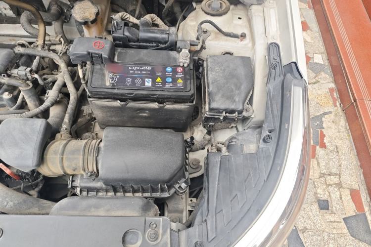 Used Kia K2 2015 Hatchback 1.4L AT GLS Cool Edition Engine Bay Left