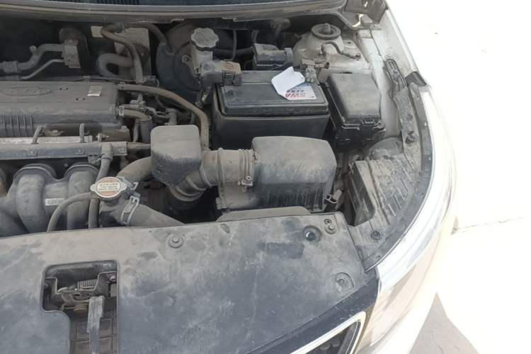 Used Kia K2 2015 Sedan 1.4L MT GLS Engine Bay Left