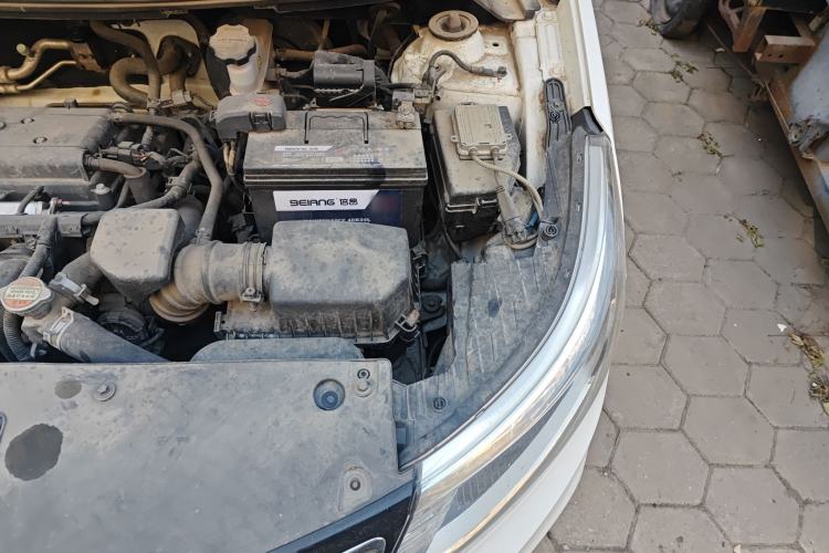 Used Kia K2 2015 Sedan 1.4L MT GLS Engine Bay Left