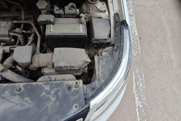 Used Kia K2 2015 Sedan 1.4L Automatic GLS Engine Bay Left