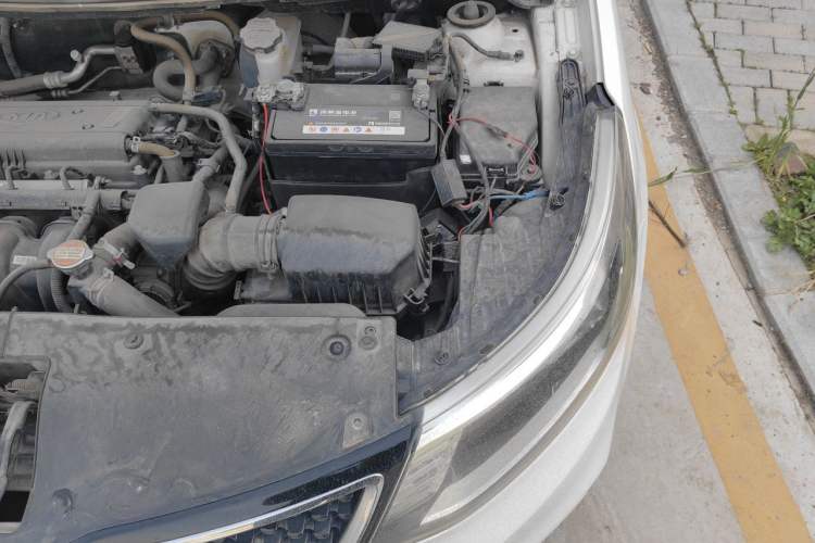 Used Kia K2 2015 Sedan 1.4L MT GLS Engine Bay Left