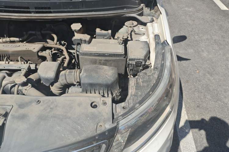 Used Kia K2 2015 Sedan 1.4L MT GLS Engine Bay Left