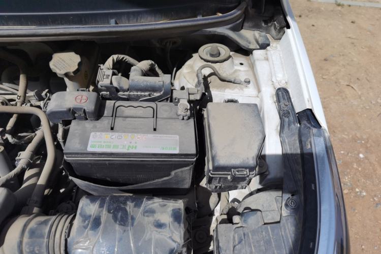 Used Kia K2 2015 Sedan 1.4L Automatic GLS Engine Bay Left