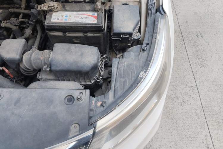 Used Kia K2 2015 Sedan 1.4L Automatic GLS Engine Bay Left