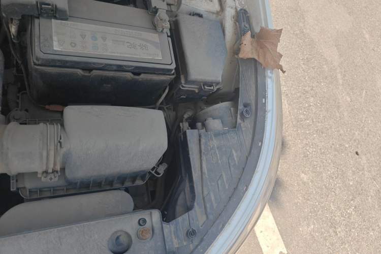 Used Kia K2 2015 Sedan 1.4L MT GLS Engine Bay Left