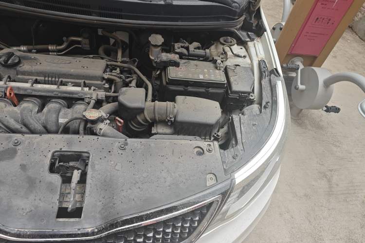 Used Kia K2 2015 Sedan 1.4L Automatic GLS Engine Bay Left