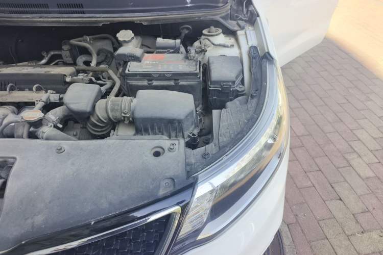 Used Kia K2 2015 Sedan 1.4L MT GLS Engine Bay Left