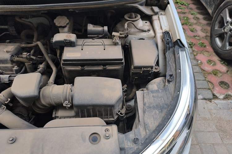 Used Kia K2 2015 Sedan 1.4L MT GLS Engine Bay Left