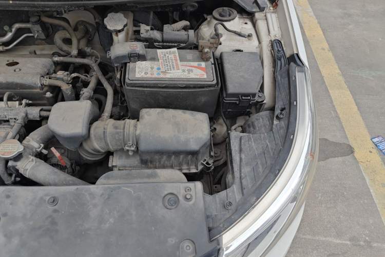 Used Kia K2 2015 Hatchback 1.6L AT Premium Engine Bay Left