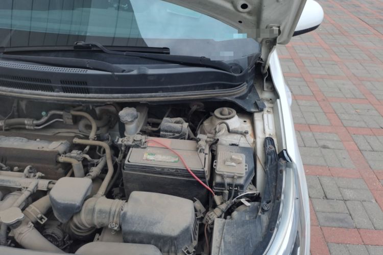 Used Kia K2 2015 Sedan 1.4L MT GLS Engine Bay Left