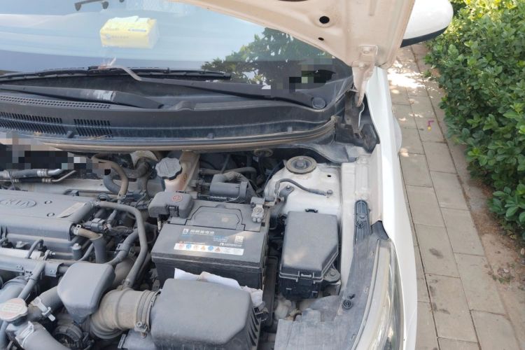 Used Kia K2 2015 Sedan 1.4L MT GLS Engine Bay Left