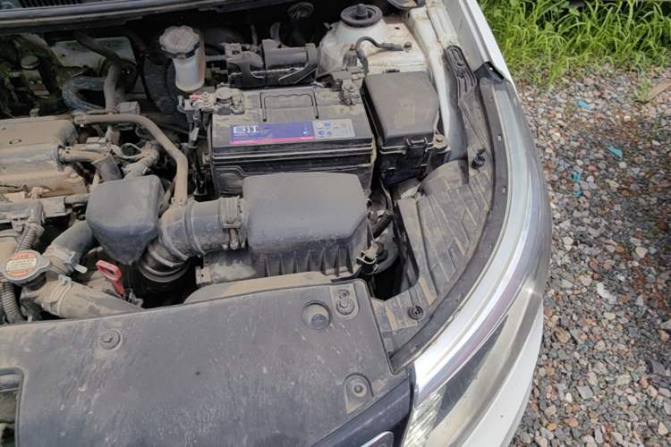 Used Kia K2 2015 Sedan 1.4L Automatic GLS Engine Bay Left