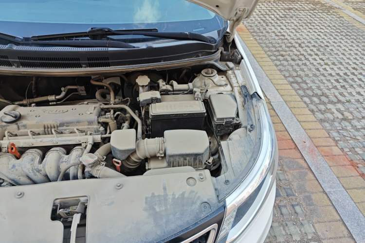 Used Kia K2 2015 Sedan 1.4L Automatic GLS Engine Bay Left