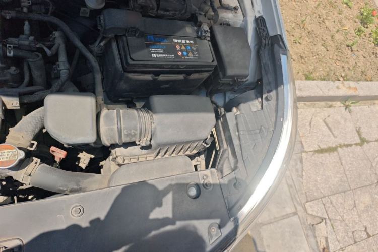 Used Kia K2 2015 Hatchback 1.4L AT GLS Cool Edition Engine Bay Left