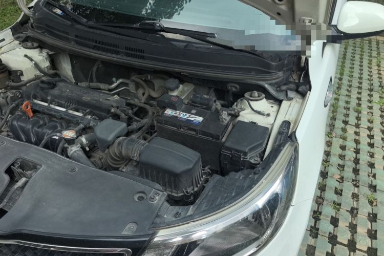 Used Kia K2 2015 Sedan 1.4L MT GLS Engine Bay Left