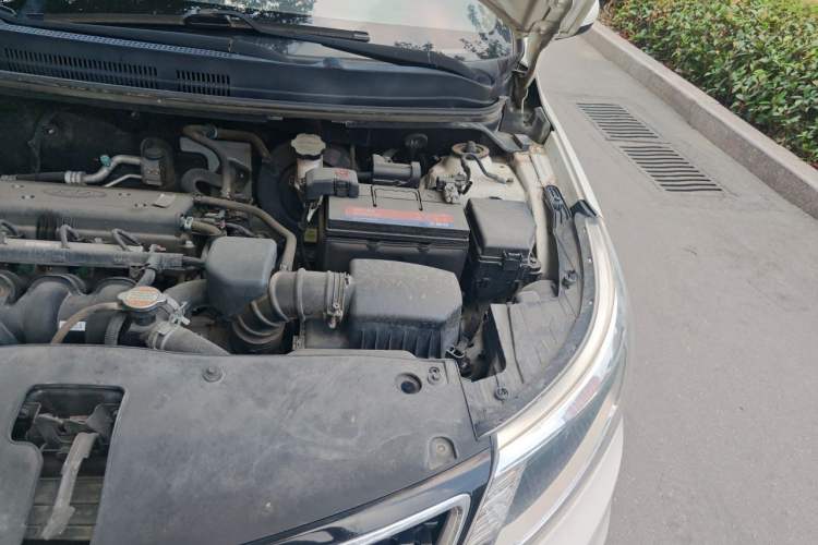 Used Kia K2 2015 Sedan 1.4L MT GLS Engine Bay Left