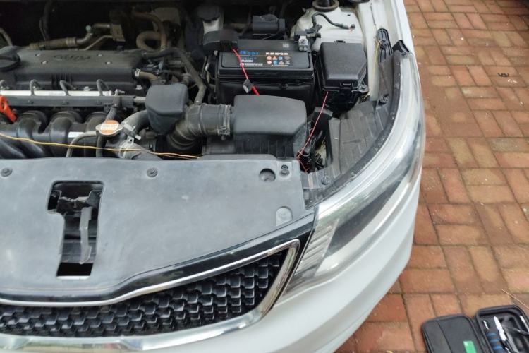 Used Kia K2 2015 Sedan 1.4L MT GLS Engine Bay Left