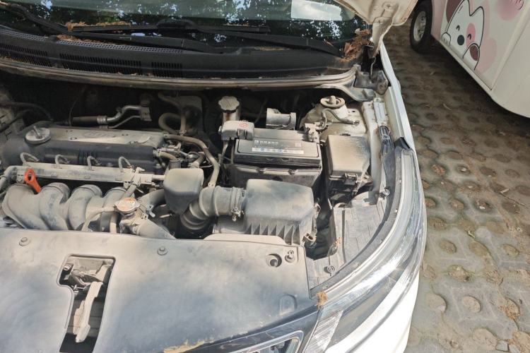 Used Kia K2 2015 Sedan 1.4L MT GLS Engine Bay Left