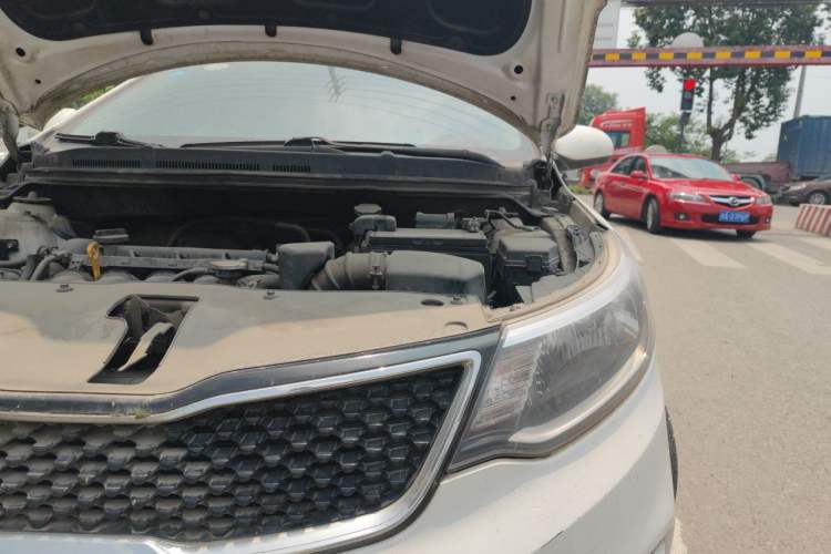 Used Kia K2 2015 Sedan 1.4L MT GLS Engine Bay Left