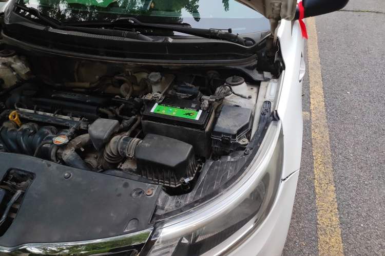 Used Kia K2 2015 Sedan 1.4L Manual Transmission GL Engine Bay Left