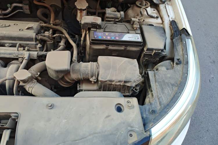 Used Kia K2 2015 Sedan 1.4L MT GLS Engine Bay Left