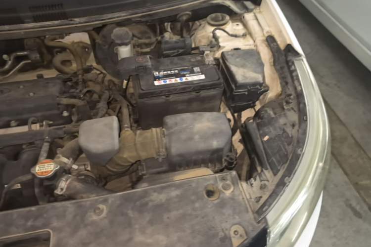 Used Kia K2 2015 Sedan 1.4L MT GLS Engine Bay Left