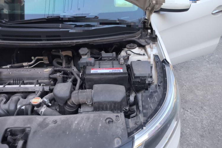 Used Kia K2 2015 Sedan 1.4L MT GLS Engine Bay Left
