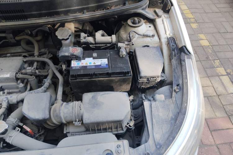 Used Kia K2 2015 Sedan 1.4L Automatic GLS Engine Bay Left
