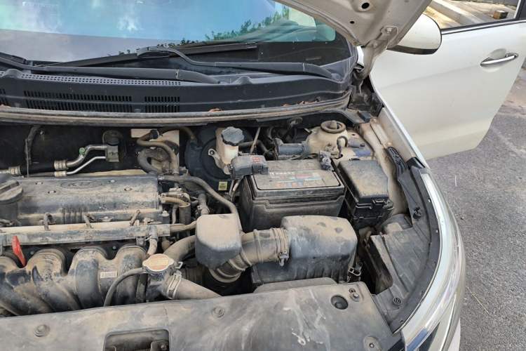 Used Kia K2 2015 Sedan 1.4L MT GLS Engine Bay Left