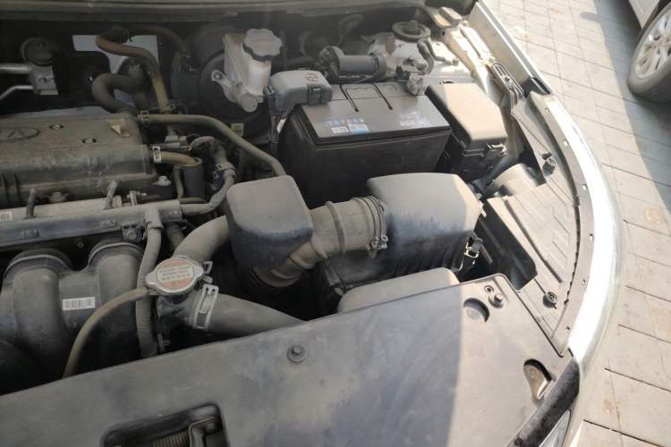 Used Kia K2 2015 Sedan 1.4L MT GLS Engine Bay Left