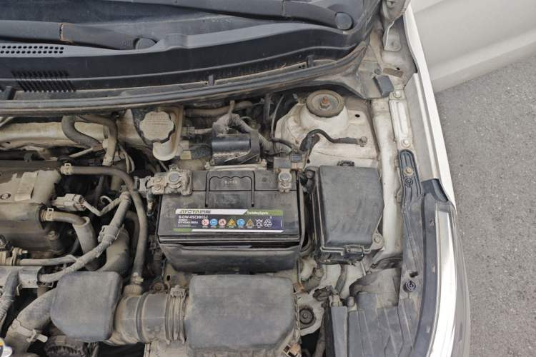 Used Kia K2 2015 Sedan 1.4L Manual Transmission GL Engine Bay Left