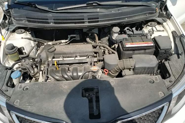 Used Kia K2 2015 Hatchback 1.4L AT GLS Cool Edition Engine Bay