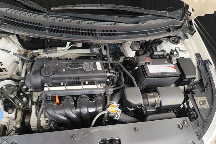 Used Kia K2 2015 Sedan 1.4L MT GLS Engine Bay