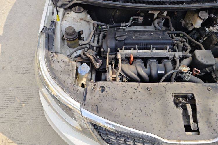 Used Kia K2 2015 Sedan 1.4L Automatic GLS Engine Bay Right