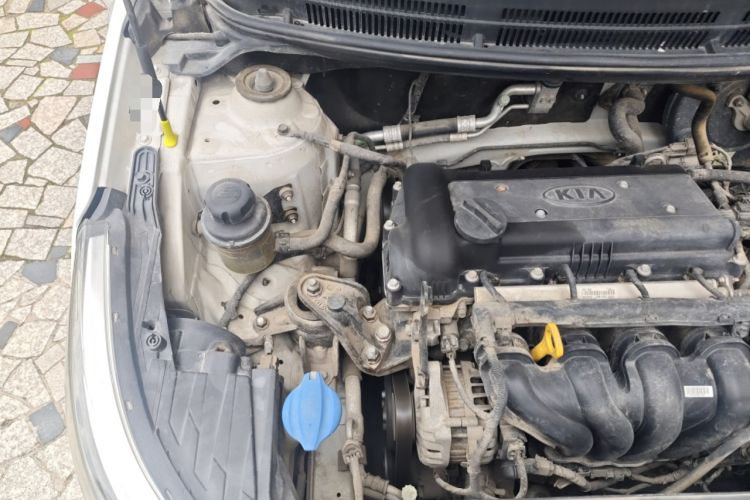 Used Kia K2 2015 Hatchback 1.4L AT GLS Cool Edition Engine Bay Right